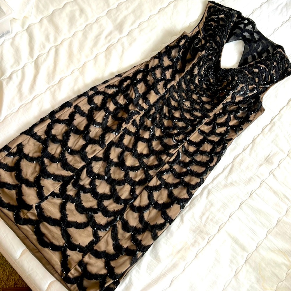 Sue Wong Black Sequined Cocktail Dress with Open Back and Nude Lining - Size 2